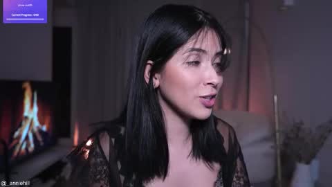 Snapshot of anniehillofficial_ chatting on 10-03-25, 08:50 anniehillofficial_ online show from 10-03-25, 08:50