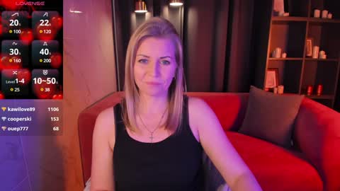 Snapshot of annielight chatting on 12-10-24, 12:05 Annie online show from 12-10-24, 12:05