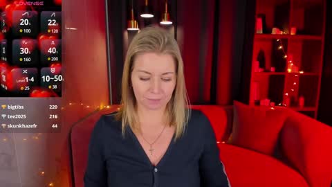 Snapshot of annielight chatting on 01-17-25, 08:45 Annie online show from 01-17-25, 08:45