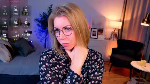 Annie online show from 05-21-26, 06:53