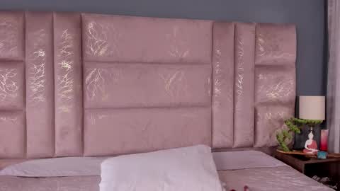 Annie online show from 10-13-25, 11:43