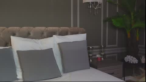 AnnieStyles online show from 02-07-25, 04:06