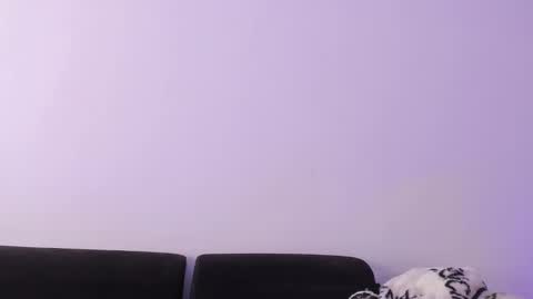 Annie  Alex online show from 02-08-25, 05:39