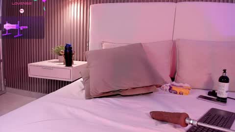 ANNIE  online show from 03-20-26, 08:25