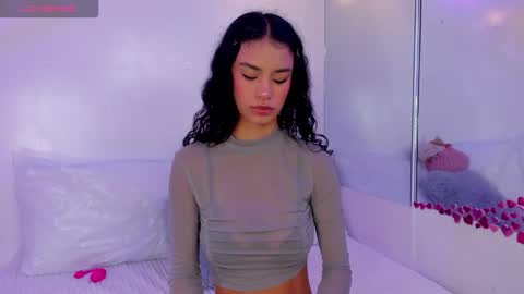 Annie Evans  online show from 03-17-26, 04:32