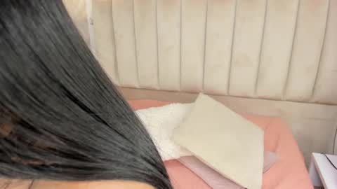 Annie Queen online show from 03-26-26, 02:50