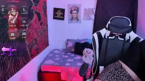 Gise. online show from 07-18-26, 01:43