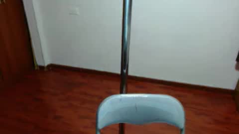 Snapshot of annita_muscle chatting on 02-17-26, 09:21 Annita online show from 02-17-26, 09:21