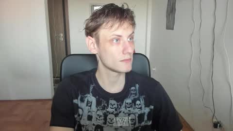    online show from 12-15-25, 02:32