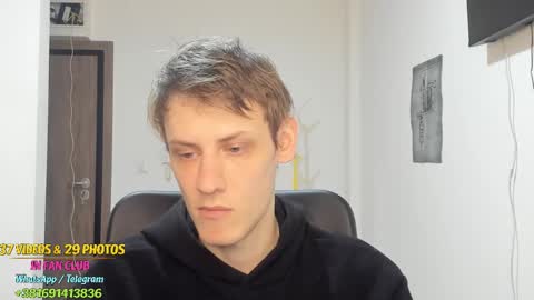 Snapshot of annonimsick chatting on 01-06-26, 04:54 online show from 01-06-26, 04:54