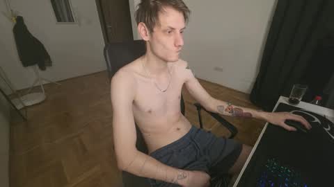 Snapshot of annonimsick chatting on 01-14-26, 03:56 online show from 01-14-26, 03:56