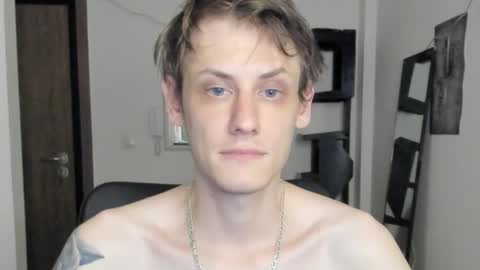 Snapshot of annonimsick chatting on 02-07-26, 07:28 online show from 02-07-26, 07:28