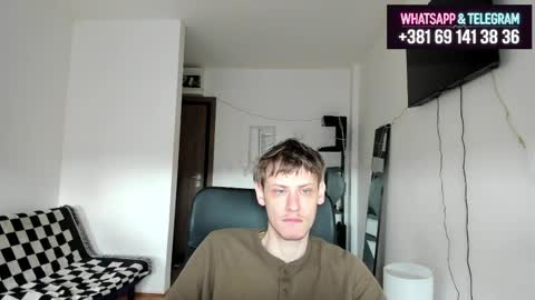 Snapshot of annonimsick chatting on 05-11-26, 06:08 online show from 05-11-26, 06:08