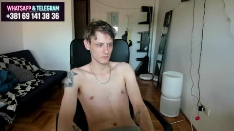 Snapshot of annonimsick chatting on 05-13-26, 02:58 online show from 05-13-26, 02:58