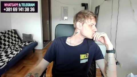 Snapshot of annonimsick chatting on 05-20-26, 11:27 online show from 05-20-26, 11:27