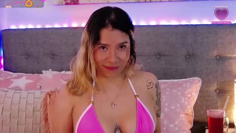 Antonella Lee online show from 10-13-25, 04:40