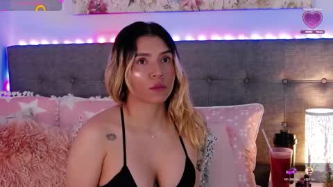 Antonella Lee online show from 10-17-25, 08:33