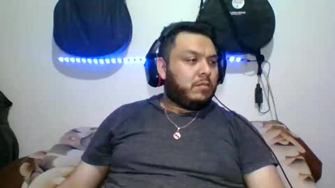 lion kennedy independent model moderator online show from 11-06-25, 04:57