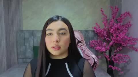 Snapshot of anny1_s chatting on 05-12-26, 12:57 Anny online show from 05-12-26, 12:57