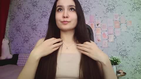 Annie online show from 12-20-24, 03:58