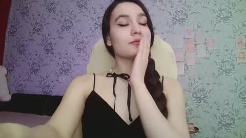 Annie online show from 03-06-25, 04:08