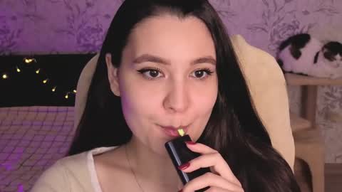 Annie online show from 05-30-26, 10:40