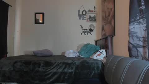 Snapshot of annyluna1 chatting on 04-08-26, 06:19 Annyluna online show from 04-08-26, 06:19