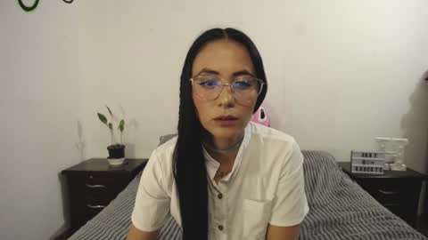 Snapshot of annyroberts_89 chatting on 01-17-25, 10:45 Anny online show from 01-17-25, 10:45