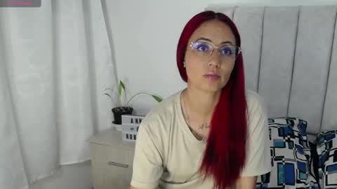 Snapshot of annyroberts_89 chatting on 10-07-25, 03:36 Anny online show from 10-07-25, 03:36