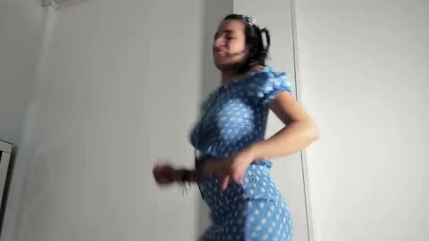 Anny online show from 03-05-25, 09:26