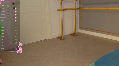 AnnySue online show from 11-08-25, 05:18