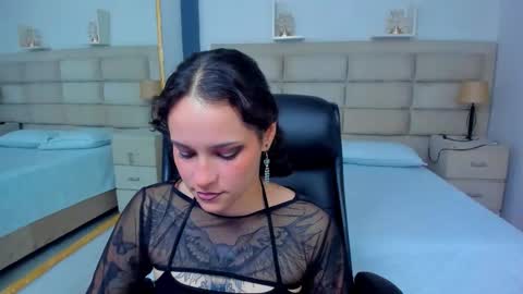 AnnyT online show from 10-16-25, 09:16