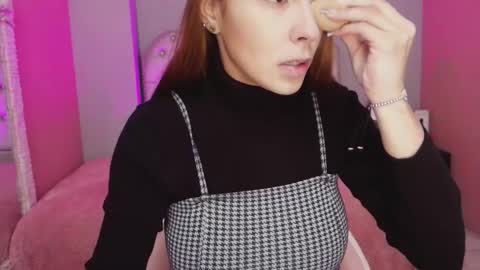AnnyXhot online show from 03-05-25, 12:11