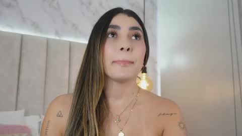 Snapshot of annyy_rosse chatting on 02-01-26, 05:00 ANNYY online show from 02-01-26, 05:00