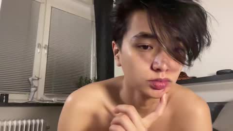 asiantwinkboy online show from 12-07-24, 06:15