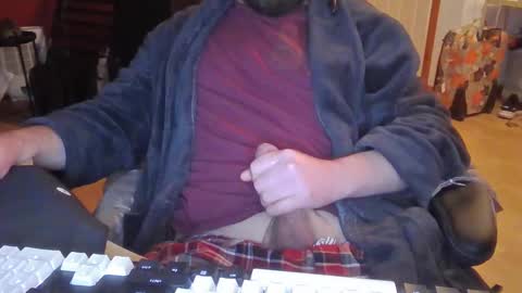 Snapshot of anontraveller chatting on 12-14-25, 01:11 anontraveller online show from 12-14-25, 01:11