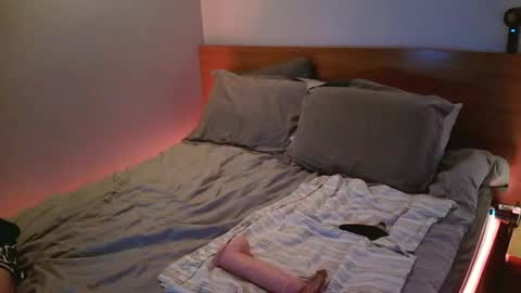 Anonymous Fantasy 4U online show from 11-29-25, 08:28