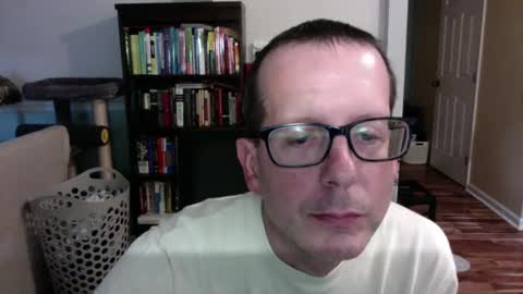 Snapshot of anonymousfrederick76 chatting on 09-09-25, 10:42 anonymousfrederick76 online show from 09-09-25, 10:42