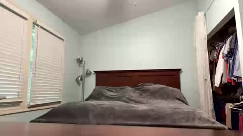 Snapshot of anonymousfrederick76 chatting on 10-17-25, 10:01 anonymousfrederick76 online show from 10-17-25, 10:01