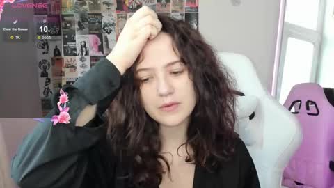 Snapshot of anora_millerr chatting on 02-01-26, 08:24 Anora online show from 02-01-26, 08:24