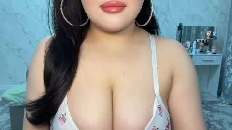 Any online show from 04-19-26, 04:39