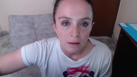 Snapshot of antara_girl chatting on 06-19-26, 08:56 PAMELA online show from 06-19-26, 08:56