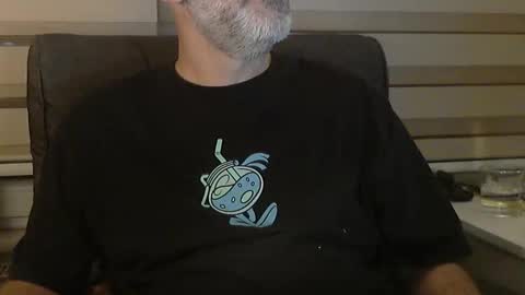 Snapshot of antheris chatting on 09-13-25, 07:35 antheris online show from 09-13-25, 07:35