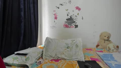 anthonela_mature_ online show from 11-24-25, 04:29