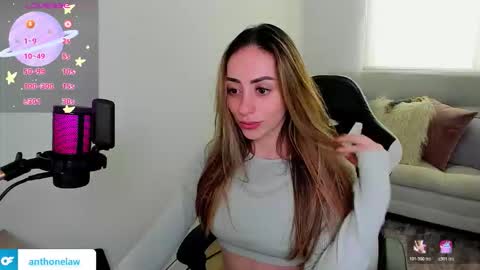 Snapshot of anthonelaa777 chatting on 12-21-25, 07:43 Anthonela online show from 12-21-25, 07:43