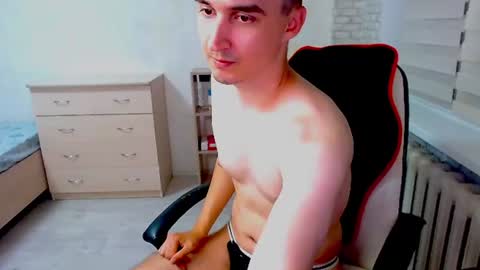 Snapshot of anthony_broown chatting on 07-16-26, 10:27 anthony_broown online show from 07-16-26, 10:27