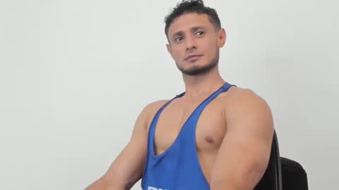 Snapshot of anthony_lewis_ chatting on 10-10-25, 05:06 Adonys Creeb online show from 10-10-25, 05:06