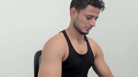 Snapshot of anthony_lewis_ chatting on 10-30-25, 05:53 Adonys Creeb online show from 10-30-25, 05:53