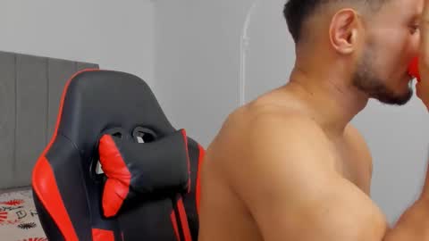 Snapshot of anthony_lewis_ chatting on 11-22-25, 07:07 Adonys Creeb online show from 11-22-25, 07:07