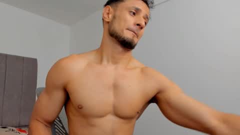 Snapshot of anthony_lewis_ chatting on 11-30-25, 05:11 Adonys Creeb online show from 11-30-25, 05:11